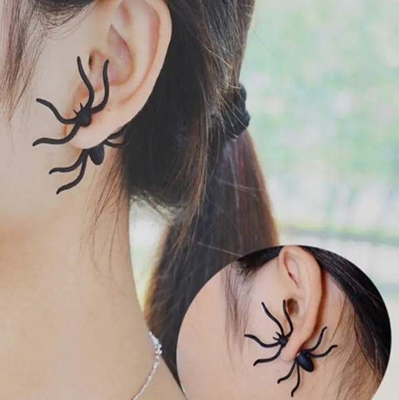3D SPIDER STATEMENT EARRINGS - Picture 3 of 6